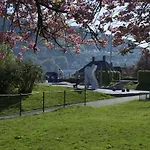 Vakantiehuis Historic House, Right In The Middle Of Everything! *