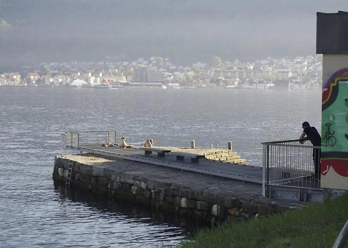 Historic House, Right In The Middle Of Everything! Ferienhaus *