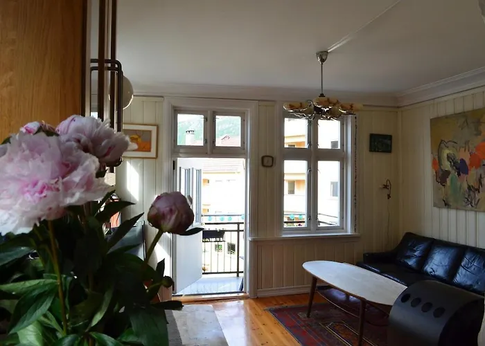Nyaraló Historic House, Right In The Middle Of Everything! Bergen